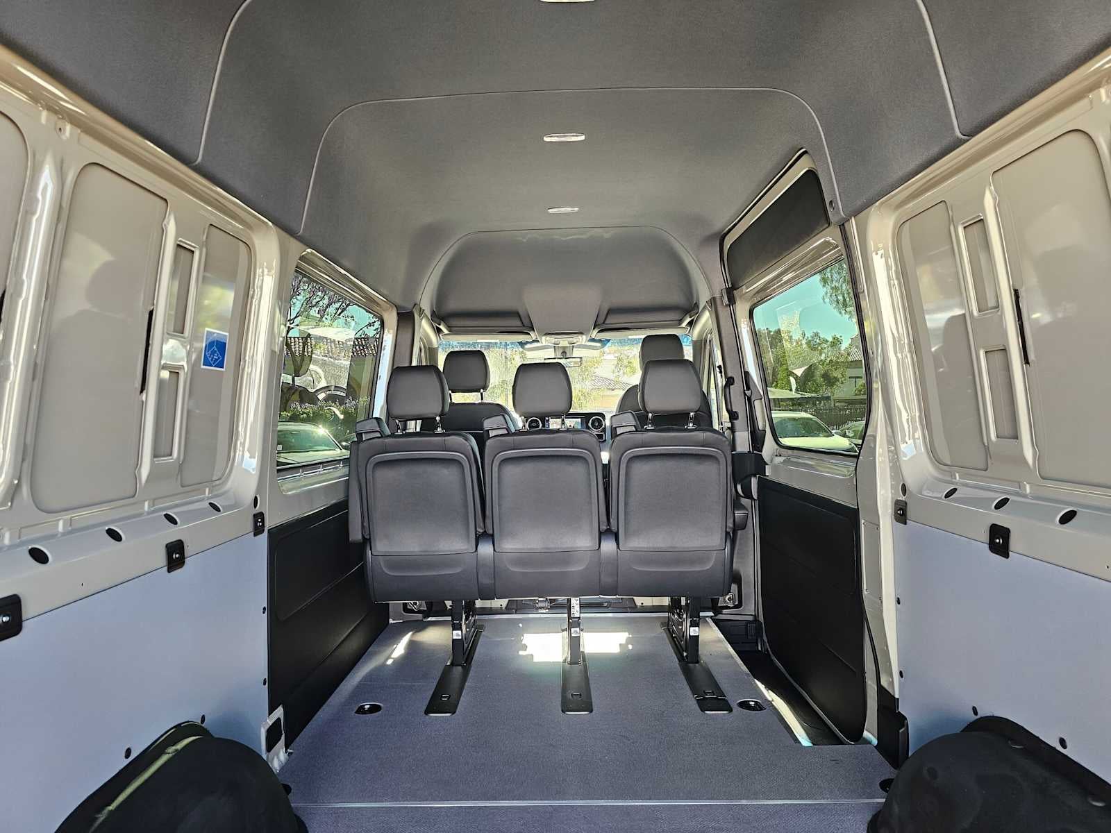 2026 Mercedes-Benz Sprinter Crew 2500 Standard Roof I4 Diesel HO 144 AWD