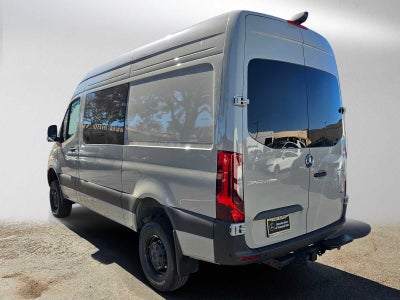 2026 Mercedes-Benz Sprinter Crew 2500 Standard Roof I4 Diesel HO 144 AWD