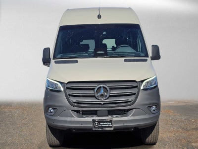 2026 Mercedes-Benz Sprinter Crew 2500 Standard Roof I4 Diesel HO 144 AWD