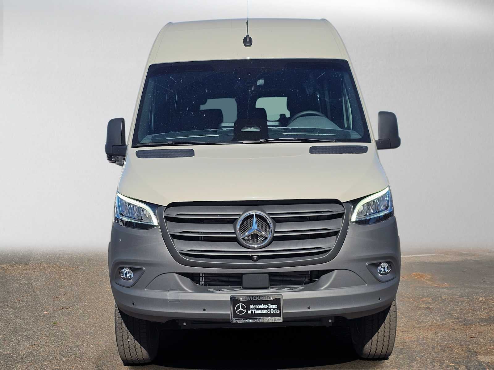 2026 Mercedes-Benz Sprinter Crew 2500 Standard Roof I4 Diesel HO 144 AWD
