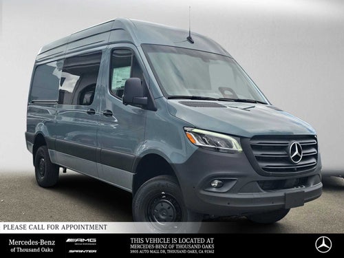 2026 Mercedes-Benz Sprinter Crew 2500 Standard Roof I4 Diesel HO 144 AWD
