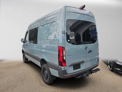 2026 Mercedes-Benz Sprinter Crew 2500 Standard Roof I4 Diesel HO 144 AWD