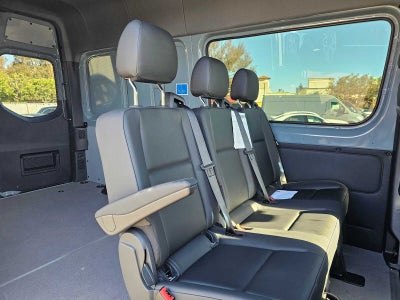 2026 Mercedes-Benz Sprinter Crew 2500 Standard Roof I4 Diesel HO 144 AWD