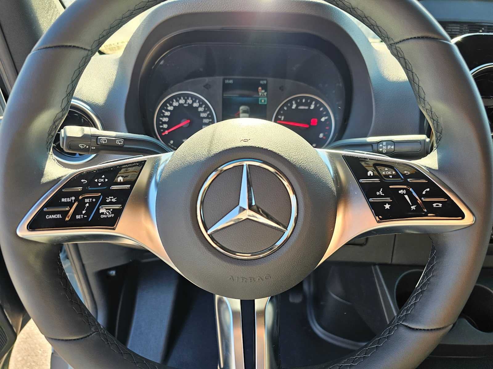 2026 Mercedes-Benz Sprinter Crew 2500 Standard Roof I4 Diesel HO 144 AWD