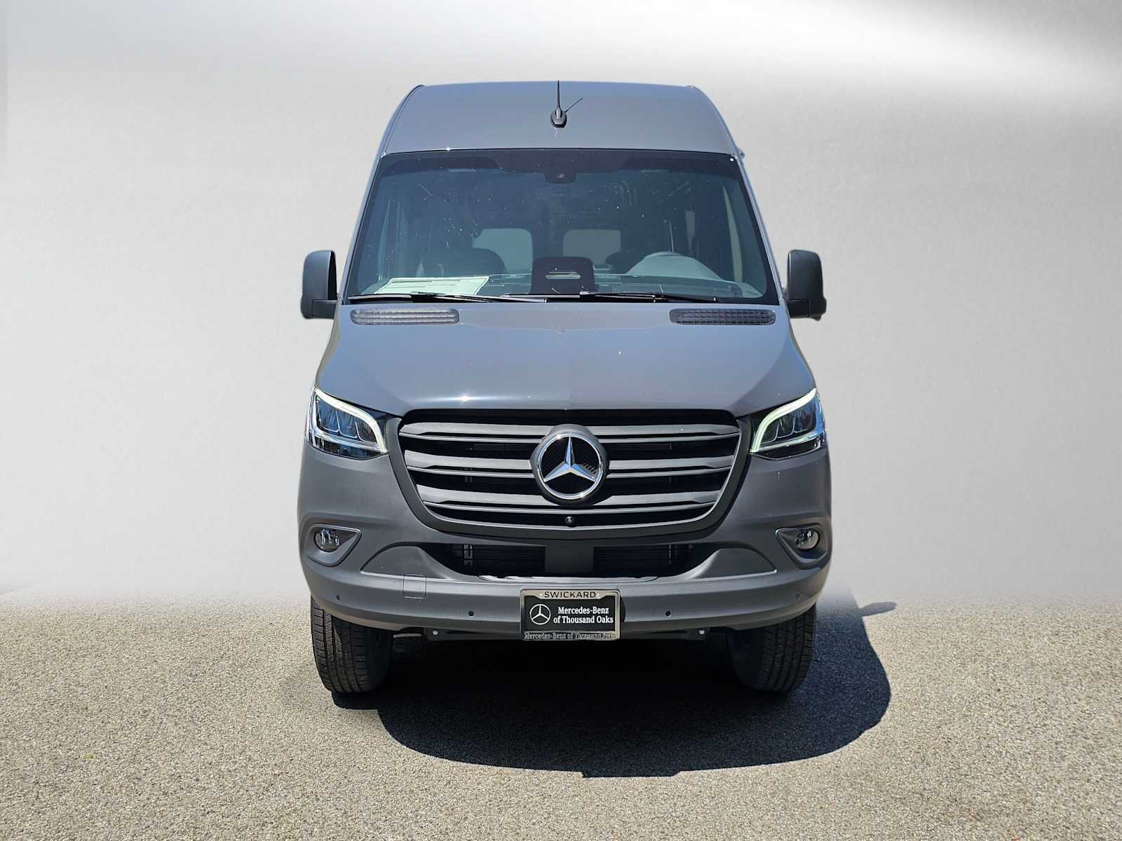2026 Mercedes-Benz Sprinter Cargo 2500 Standard Roof I4 Diesel HO 144 AWD