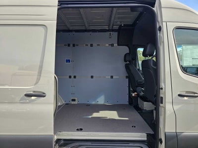 2026 Mercedes-Benz Sprinter 2500 Standard Roof I4 Diesel HO 144" AWD