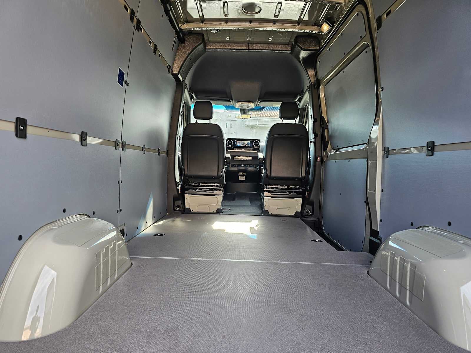 2026 Mercedes-Benz Sprinter 2500 Standard Roof I4 Diesel HO 144" AWD