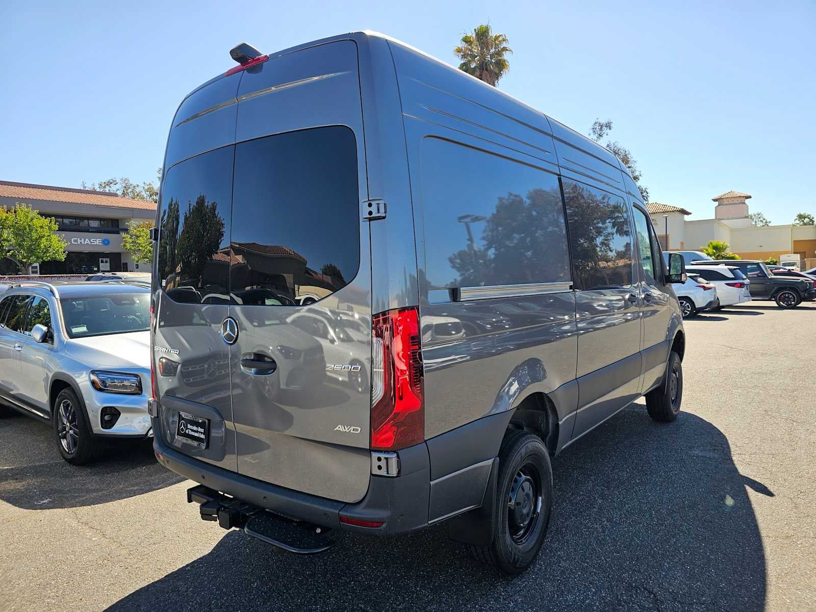 2026 Mercedes-Benz Sprinter 2500 Standard Roof I4 Diesel HO 144 AWD
