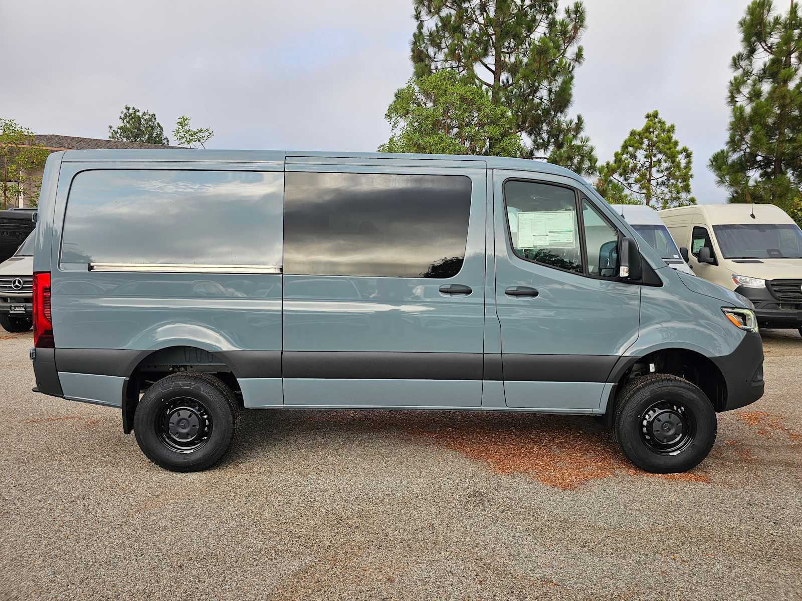 2026 Mercedes-Benz Sprinter 2500 Standard Roof I4 Diesel HO 144 AWD