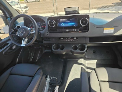2026 Mercedes-Benz Sprinter Crew 2500 Standard Roof I4 Diesel HO 144 AWD