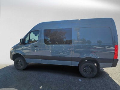 2026 Mercedes-Benz Sprinter Crew 2500 Standard Roof I4 Diesel HO 144 AWD