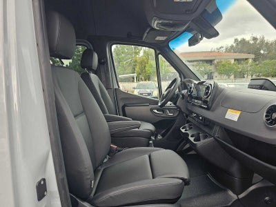2026 Mercedes-Benz Sprinter Crew 2500 Standard Roof I4 Diesel HO 144 AWD
