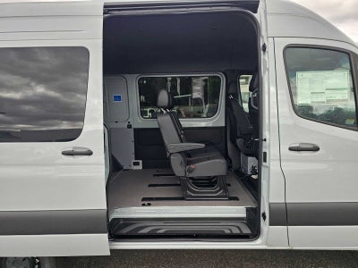 2026 Mercedes-Benz Sprinter Crew 2500 Standard Roof I4 Diesel HO 144 AWD