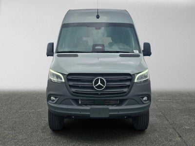 2026 Mercedes-Benz Sprinter Crew 2500 Standard Roof I4 Diesel HO 144 AWD