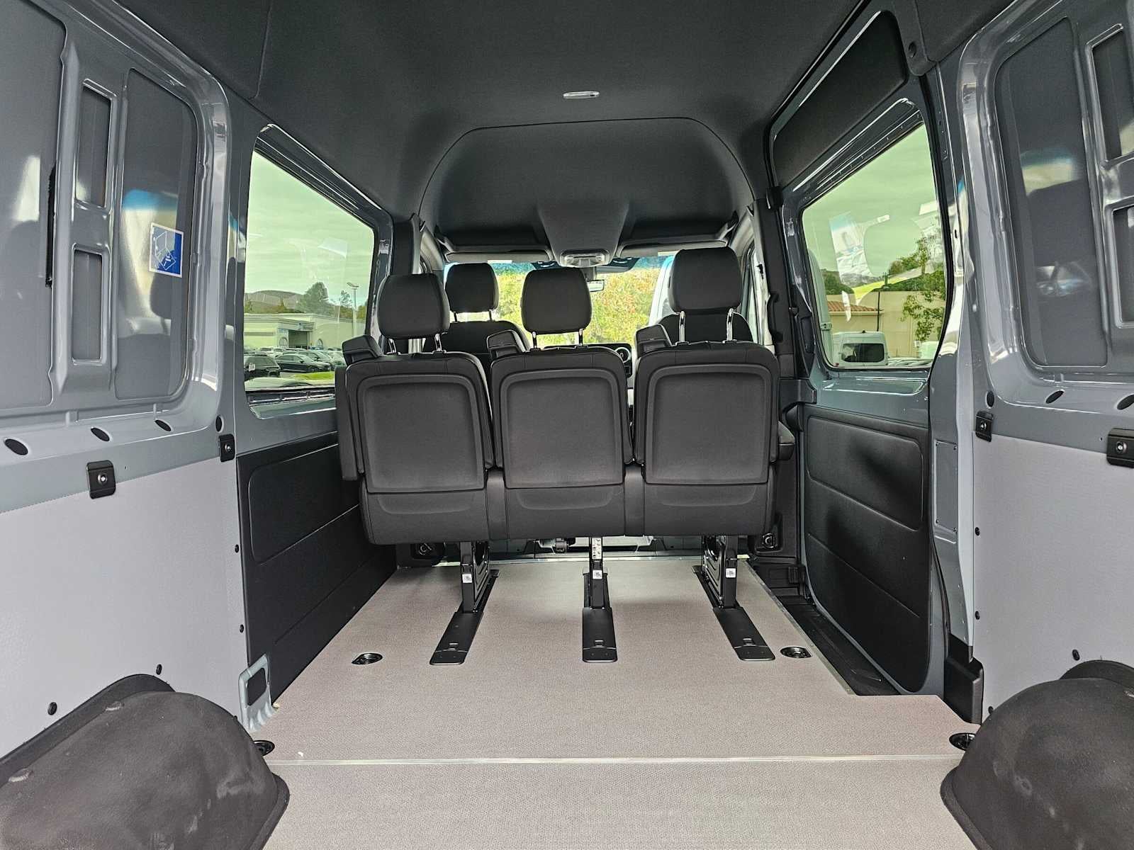 2026 Mercedes-Benz Sprinter Crew 2500 Standard Roof I4 Diesel HO 144 AWD