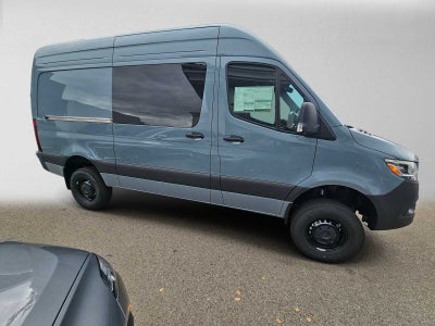 2026 Mercedes-Benz Sprinter Crew 2500 Standard Roof I4 Diesel HO 144 AWD