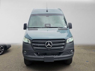 2026 Mercedes-Benz Sprinter Crew 2500 Standard Roof I4 Diesel HO 144 AWD