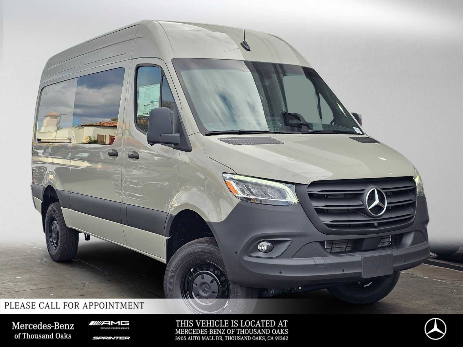 2026 Mercedes-Benz Sprinter Crew 2500 Standard Roof I4 Diesel HO 144 AWD
