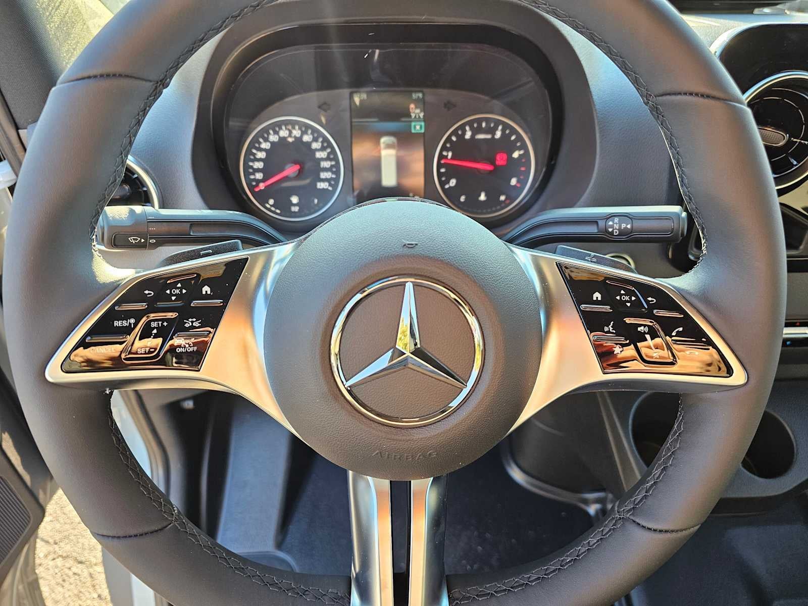 2026 Mercedes-Benz Sprinter 2500 Standard Roof I4 Diesel HO 144 AWD