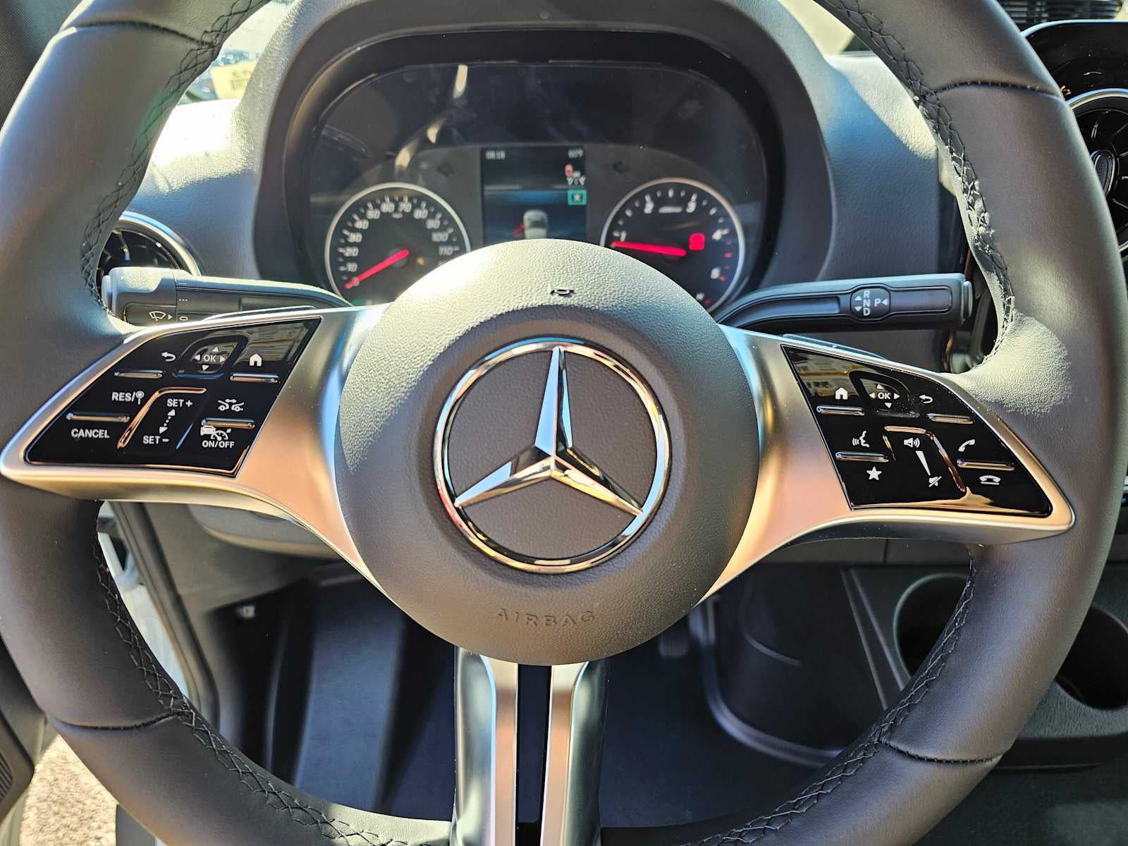 2026 Mercedes-Benz Sprinter 2500 Standard Roof I4 Diesel HO 144 AWD