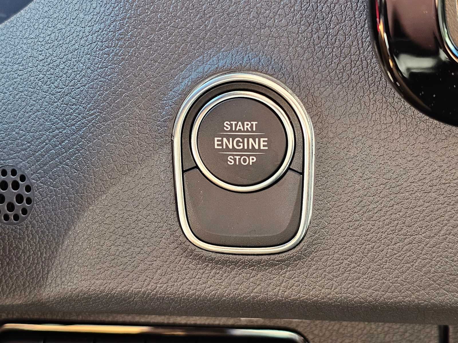 2026 Mercedes-Benz Sprinter 2500 Standard Roof I4 Diesel HO 144 AWD