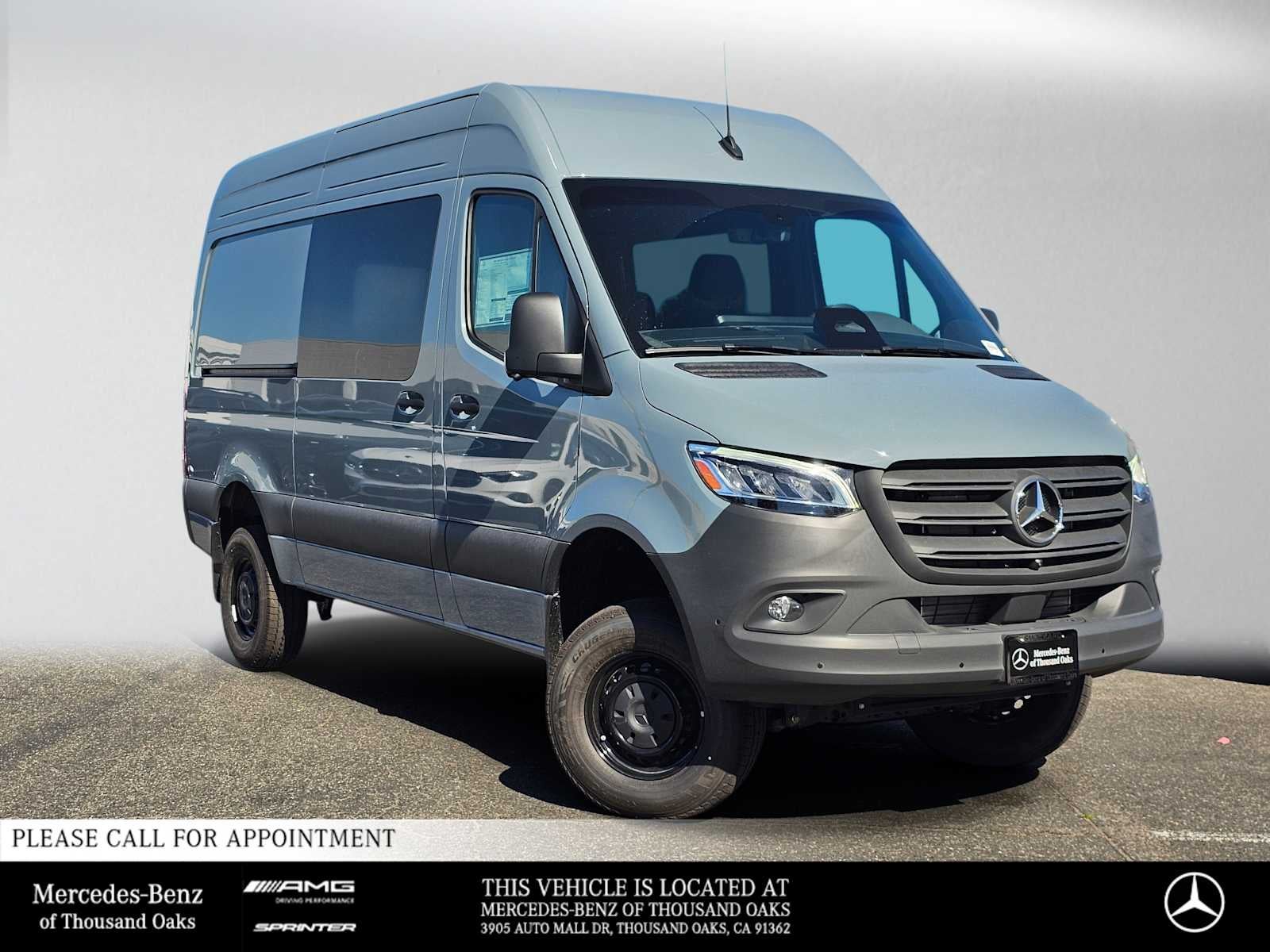 2026 Mercedes-Benz Sprinter Crew 2500 Standard Roof I4 Diesel HO 144 AWD