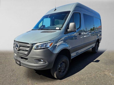 2026 Mercedes-Benz Sprinter Crew 2500 Standard Roof I4 Diesel HO 144 AWD