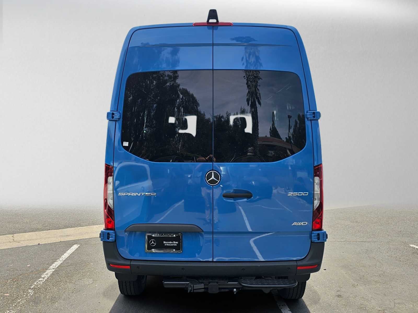 2026 Mercedes-Benz Sprinter Crew 2500 Standard Roof I4 Diesel HO 144 AWD