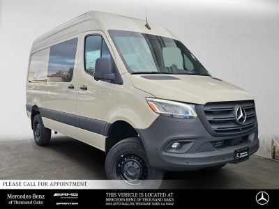 2026 Mercedes-Benz Sprinter Crew 2500 Standard Roof I4 Diesel HO 144 AWD