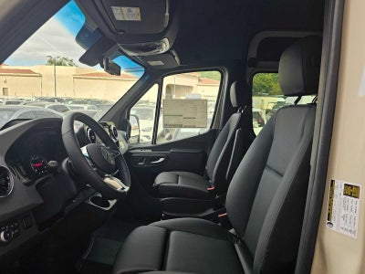 2026 Mercedes-Benz Sprinter Crew 2500 Standard Roof I4 Diesel HO 144 AWD