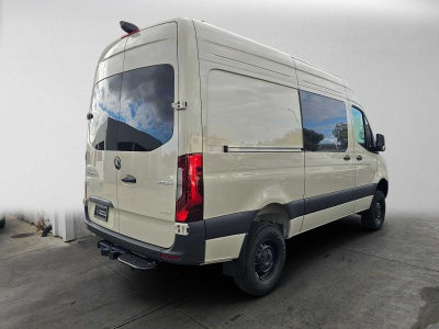 2026 Mercedes-Benz Sprinter Crew 2500 Standard Roof I4 Diesel HO 144 AWD