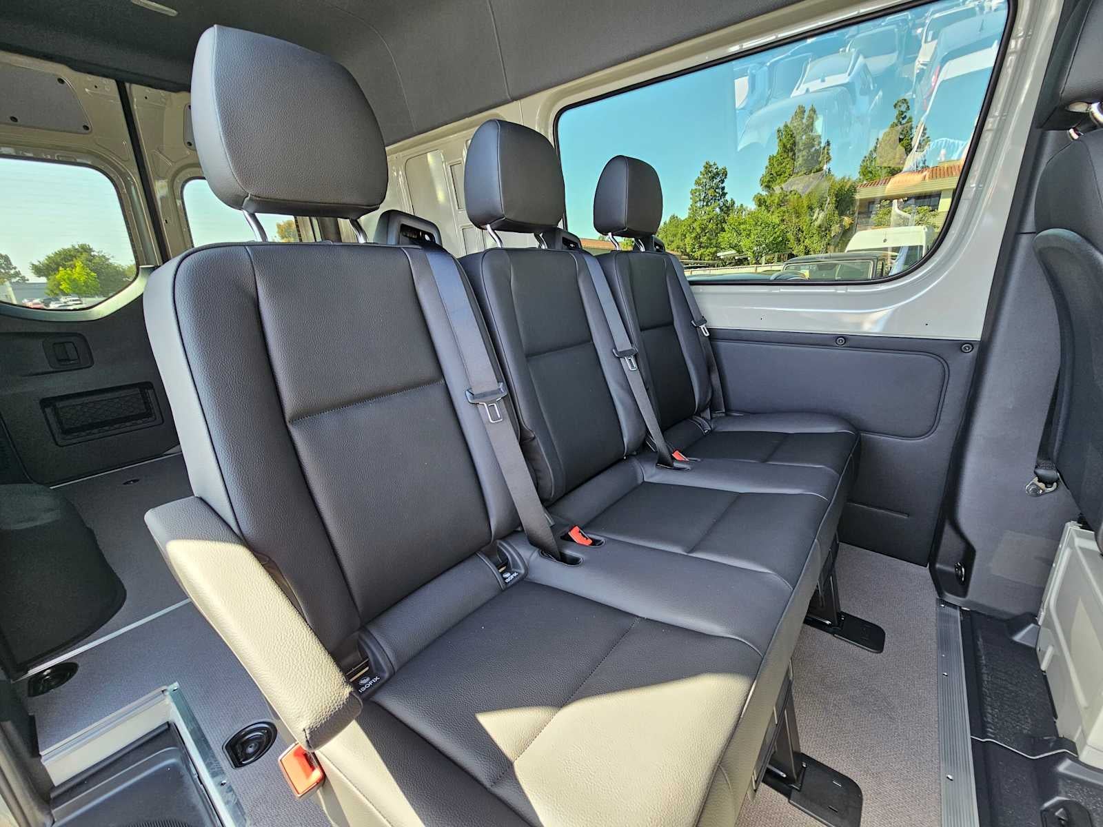 2026 Mercedes-Benz Sprinter 2500 Standard Roof I4 Diesel HO 144 AWD