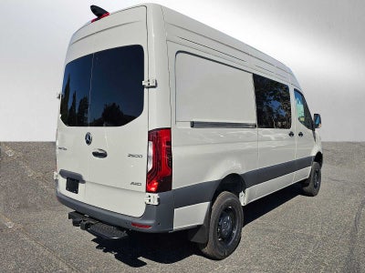 2026 Mercedes-Benz Sprinter 2500 Standard Roof I4 Diesel HO 144 AWD