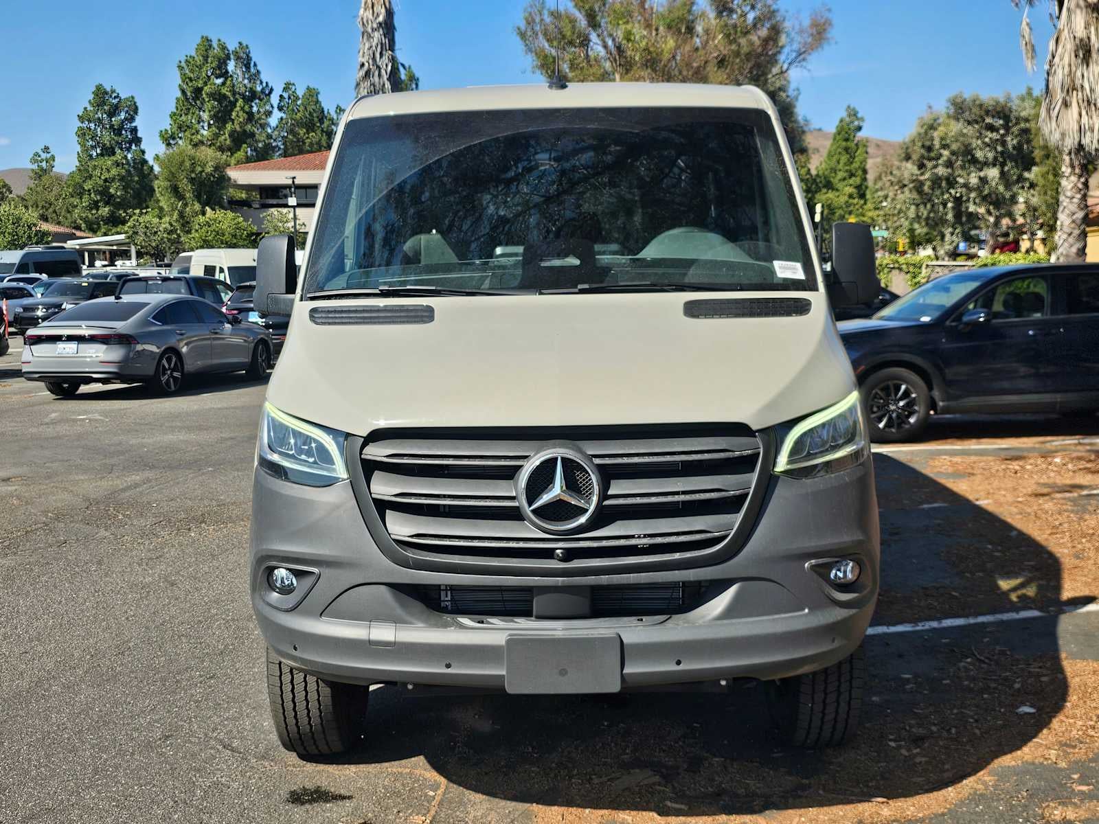 2026 Mercedes-Benz Sprinter 2500 Standard Roof I4 Diesel HO 144 AWD
