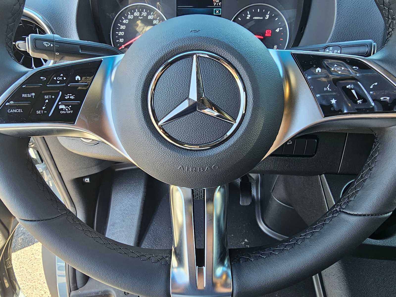 2026 Mercedes-Benz Sprinter Crew 2500 Standard Roof I4 Diesel HO 144 AWD