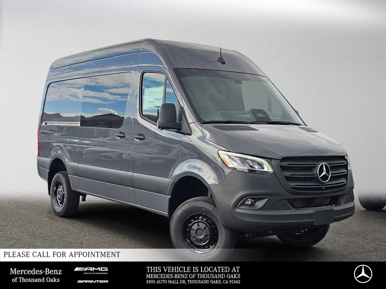 2026 Mercedes-Benz Sprinter Crew 2500 Standard Roof I4 Diesel HO 144 AWD