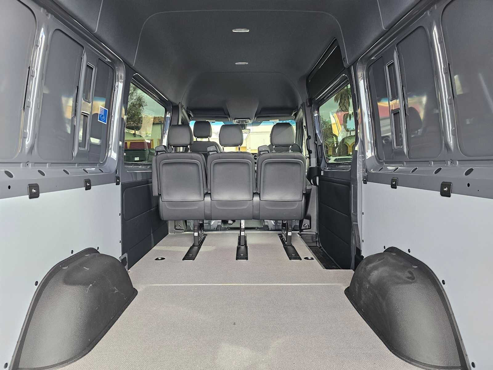 2026 Mercedes-Benz Sprinter Crew 2500 Standard Roof I4 Diesel HO 144 AWD