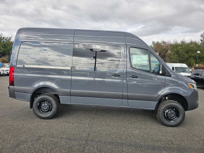 2026 Mercedes-Benz Sprinter Crew 2500 Standard Roof I4 Diesel HO 144 AWD