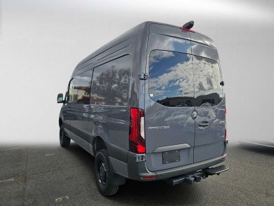 2026 Mercedes-Benz Sprinter Crew 2500 Standard Roof I4 Diesel HO 144 AWD