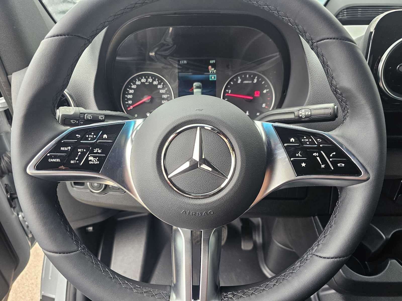 2026 Mercedes-Benz Sprinter Crew 2500 Standard Roof I4 Diesel HO 144 AWD