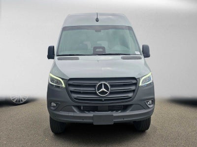 2026 Mercedes-Benz Sprinter Crew 2500 Standard Roof I4 Diesel HO 144 AWD