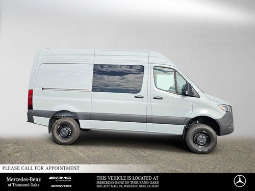 2026 Mercedes-Benz Sprinter Crew 2500 Standard Roof I4 Diesel HO 144 AWD