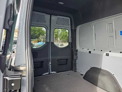 2026 Mercedes-Benz Sprinter Crew 2500 Standard Roof I4 Diesel HO 144 AWD