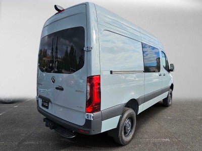 2026 Mercedes-Benz Sprinter Crew 2500 Standard Roof I4 Diesel HO 144 AWD