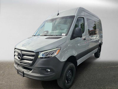 2026 Mercedes-Benz Sprinter Crew 2500 Standard Roof I4 Diesel HO 144 AWD