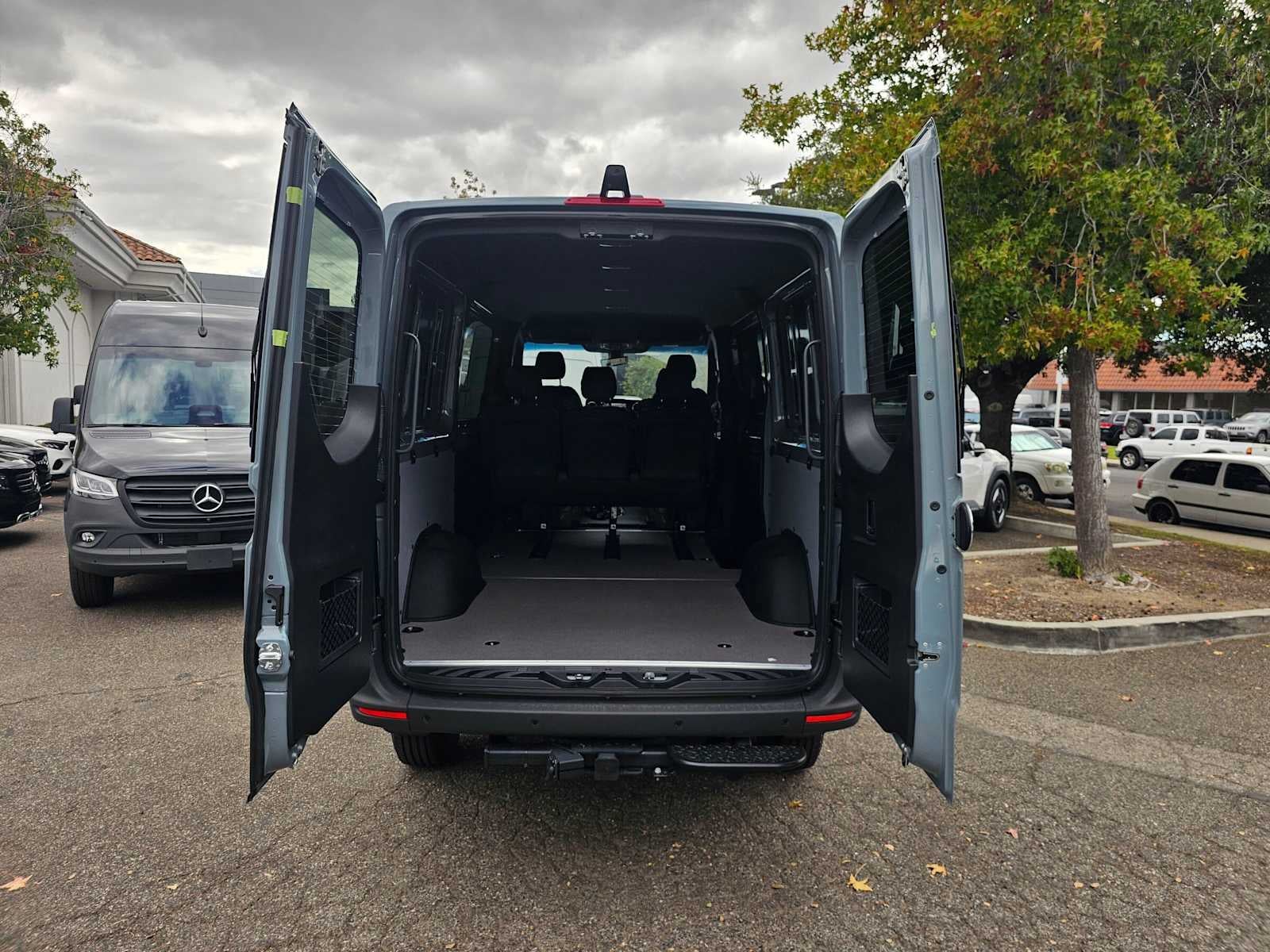 2026 Mercedes-Benz Sprinter Crew 2500 Standard Roof I4 Diesel HO 144 AWD