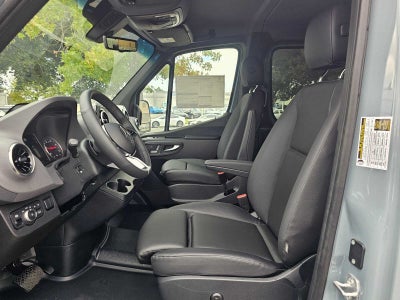 2026 Mercedes-Benz Sprinter Crew 2500 Standard Roof I4 Diesel HO 144 AWD