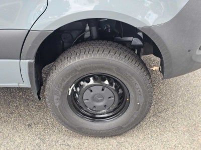 2026 Mercedes-Benz Sprinter Crew 2500 Standard Roof I4 Diesel HO 144 AWD