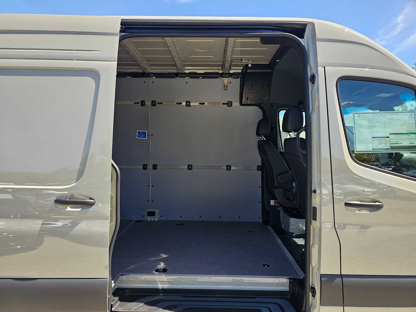 2026 Mercedes-Benz Sprinter Cargo 2500 High Roof I4 Diesel HO 170 AWD