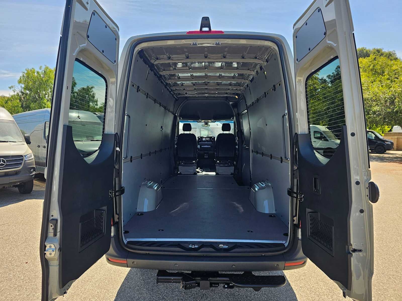 2026 Mercedes-Benz Sprinter Cargo 2500 High Roof I4 Diesel HO 170 AWD